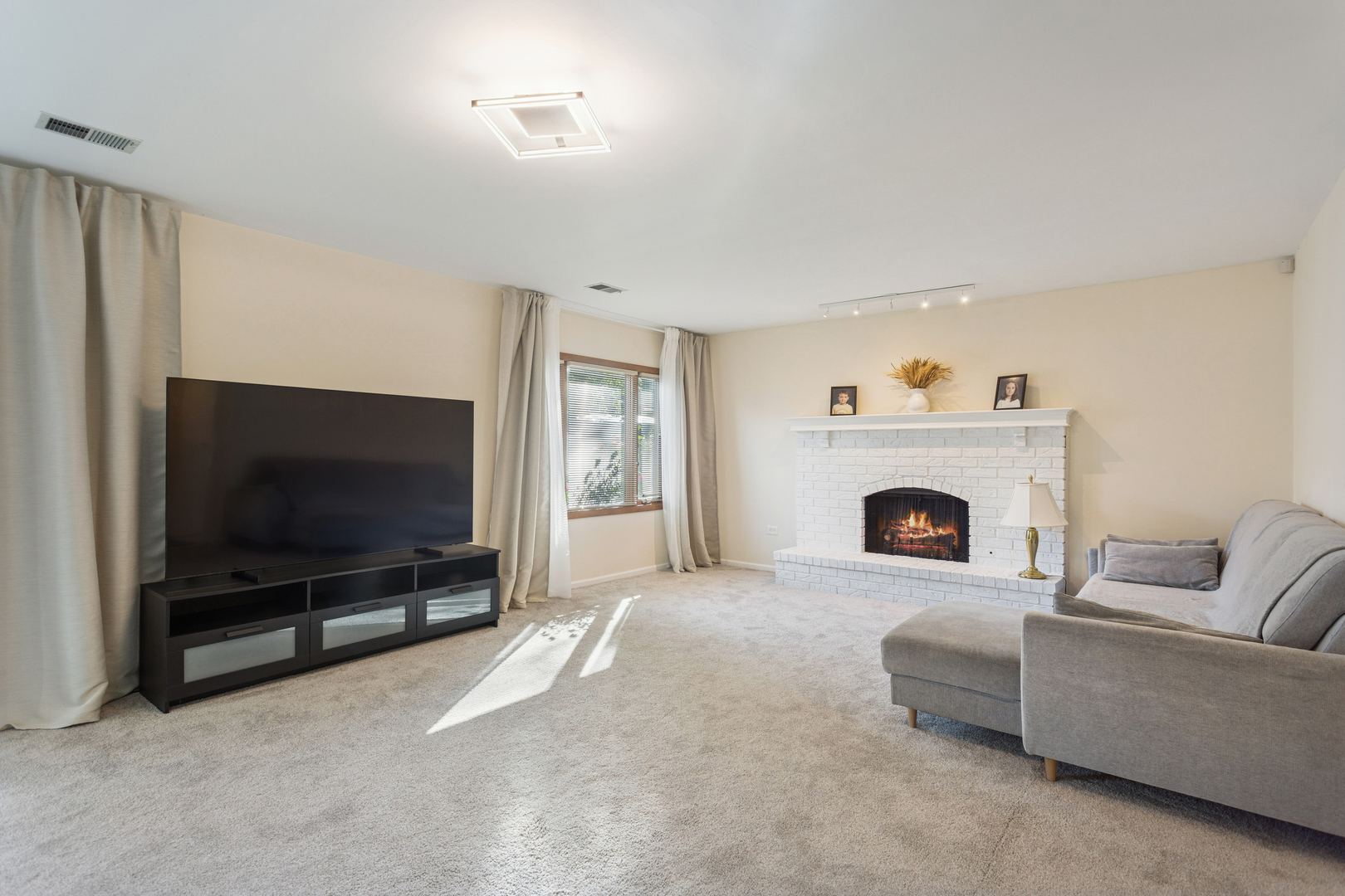 1012 Londonberry Court Bolingbrook IL 60440