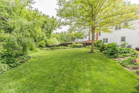 149 Forestway Drive Deerfield IL 60015