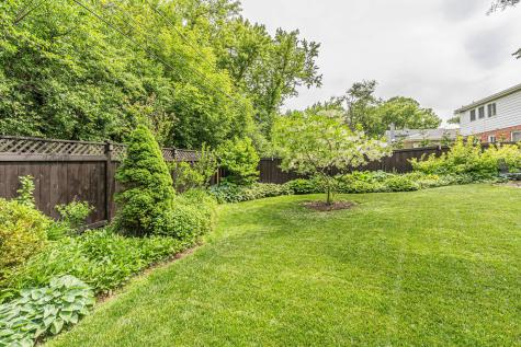 149 Forestway Drive Deerfield IL 60015