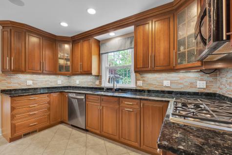 149 Forestway Drive Deerfield IL 60015
