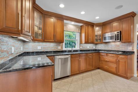 149 Forestway Drive Deerfield IL 60015