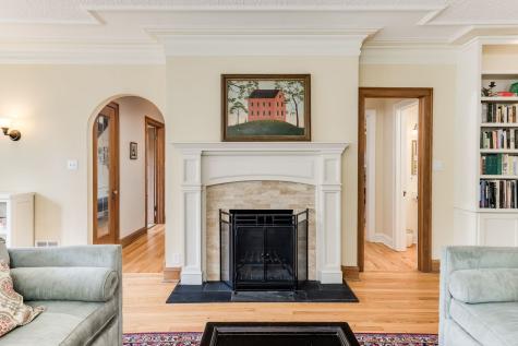 840 Augusta Boulevard Oak Park IL 60302