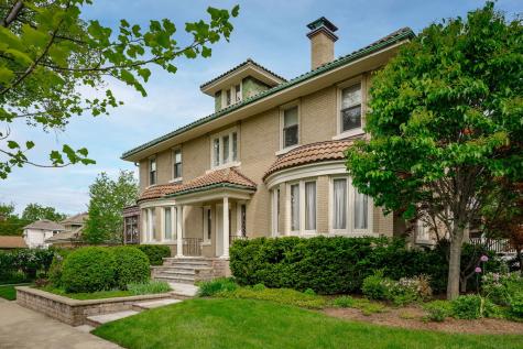 840 Augusta Boulevard Oak Park IL 60302