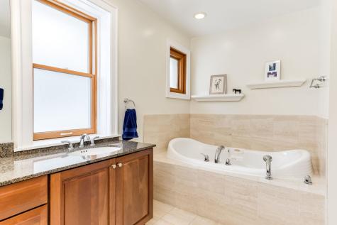 840 Augusta Boulevard Oak Park IL 60302