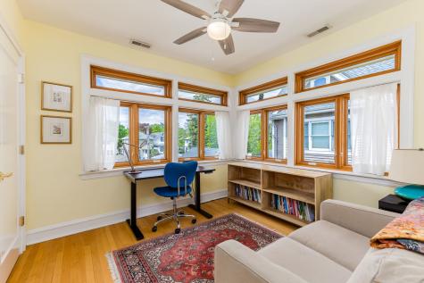 840 Augusta Boulevard Oak Park IL 60302