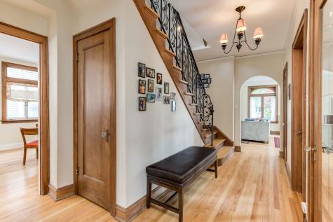 840 Augusta Boulevard Oak Park IL 60302