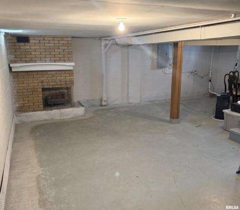 2326 18TH Avenue A Moline IL 61265