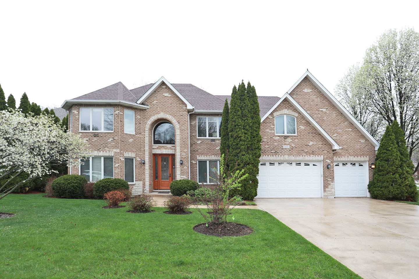310 Jennifer Lane Roselle IL 60172