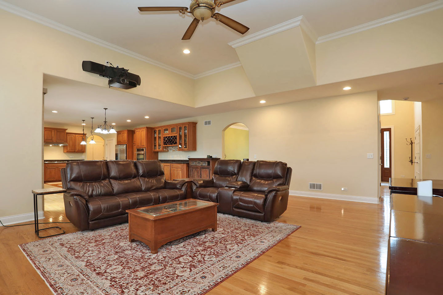 310 Jennifer Lane Roselle IL 60172
