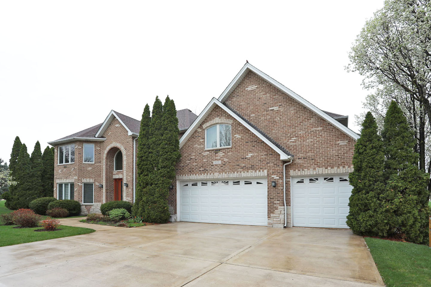 310 Jennifer Lane Roselle IL 60172