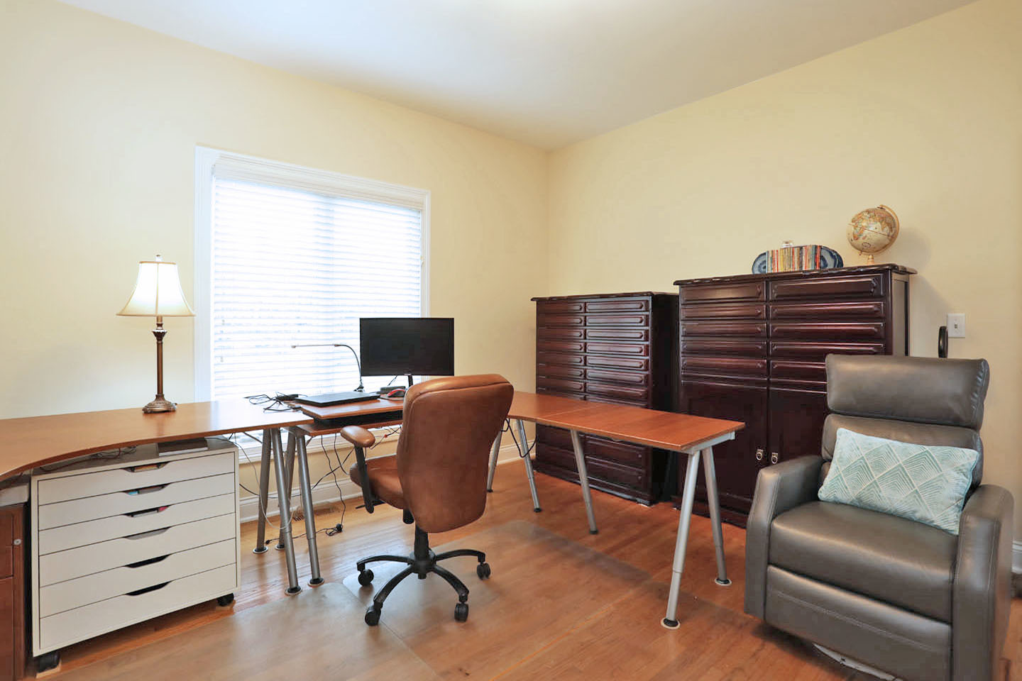 310 Jennifer Lane Roselle IL 60172