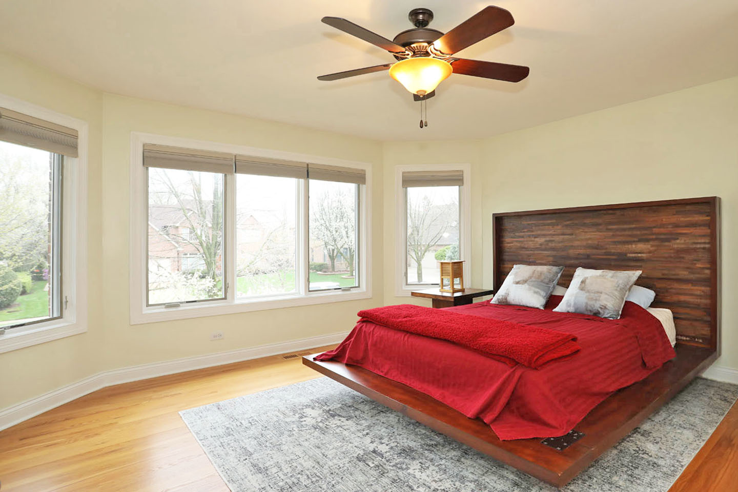 310 Jennifer Lane Roselle IL 60172