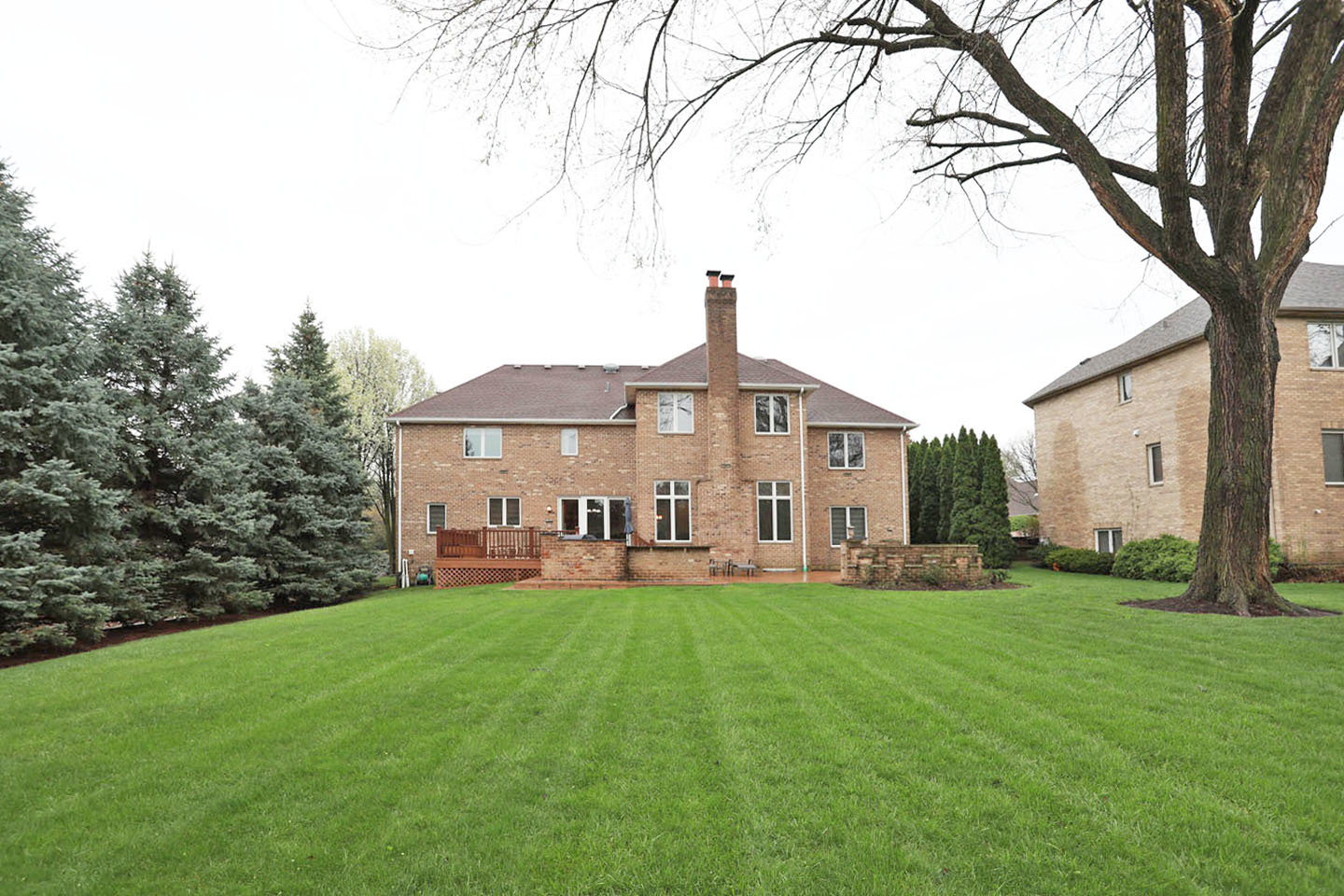 310 Jennifer Lane Roselle IL 60172