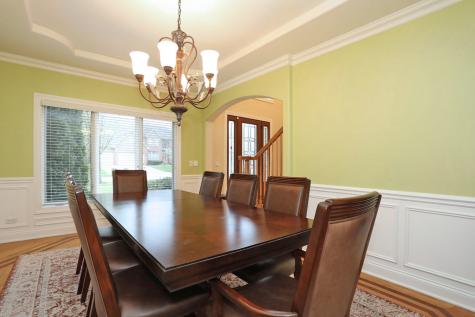 310 Jennifer Lane Roselle IL 60172
