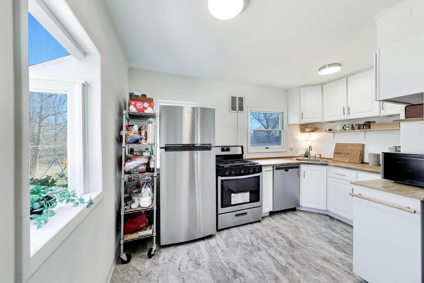 825 South Grace Street Lombard IL 60148
