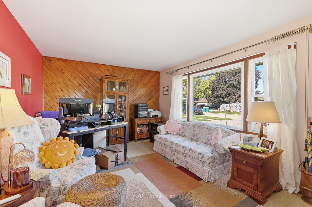 605 Gloria Street Lockport IL 60441