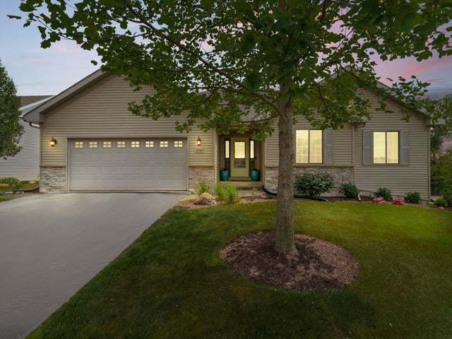 5598 White Fox Drive Rockford IL 61102