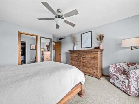 5598 White Fox Drive Rockford IL 61102