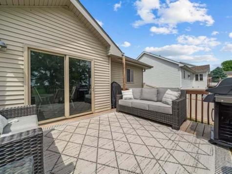 5598 White Fox Drive Rockford IL 61102