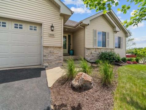 5598 White Fox Drive Rockford IL 61102