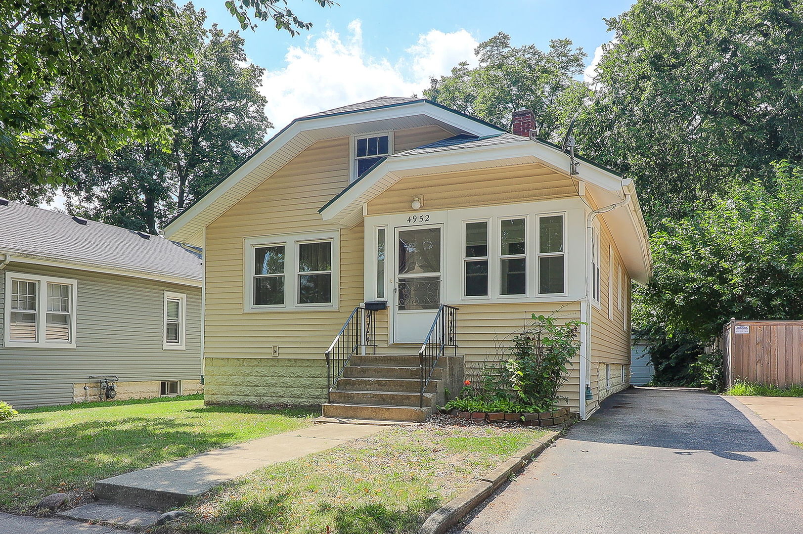 4952 Linscott Avenue Downers Grove IL 60515