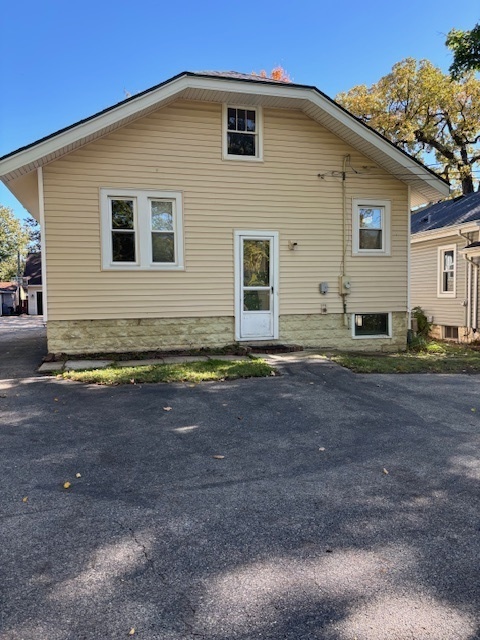 4952 Linscott Avenue Downers Grove IL 60515