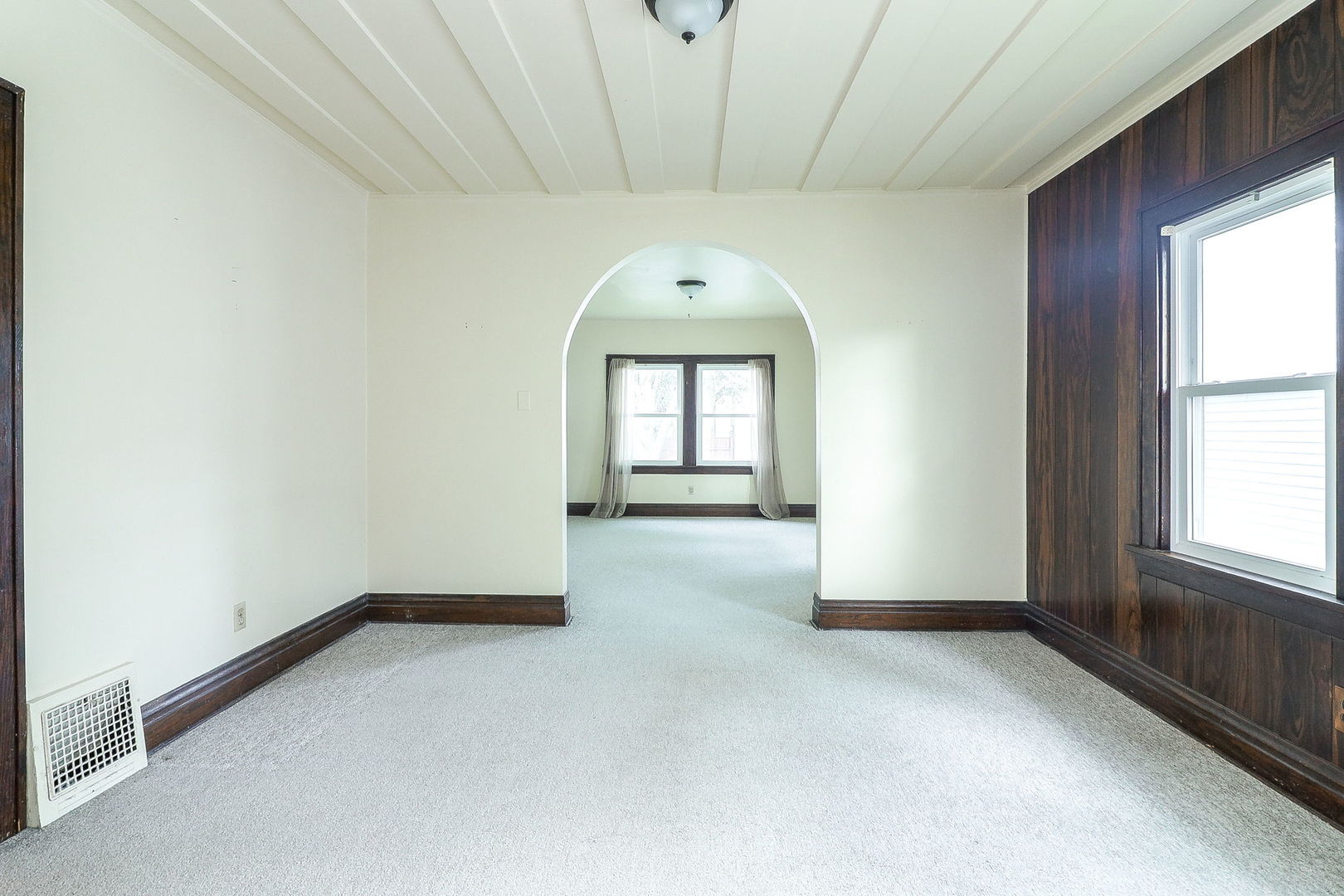 4952 Linscott Avenue Downers Grove IL 60515