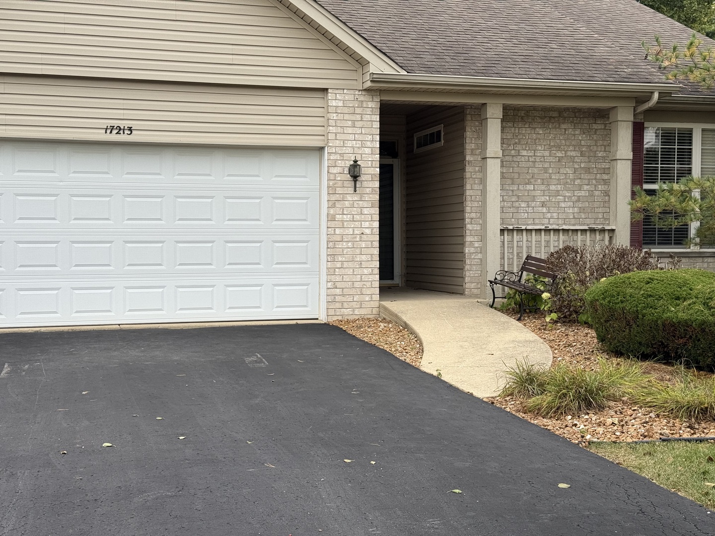 17213 Mendota Drive Lockport IL 60441