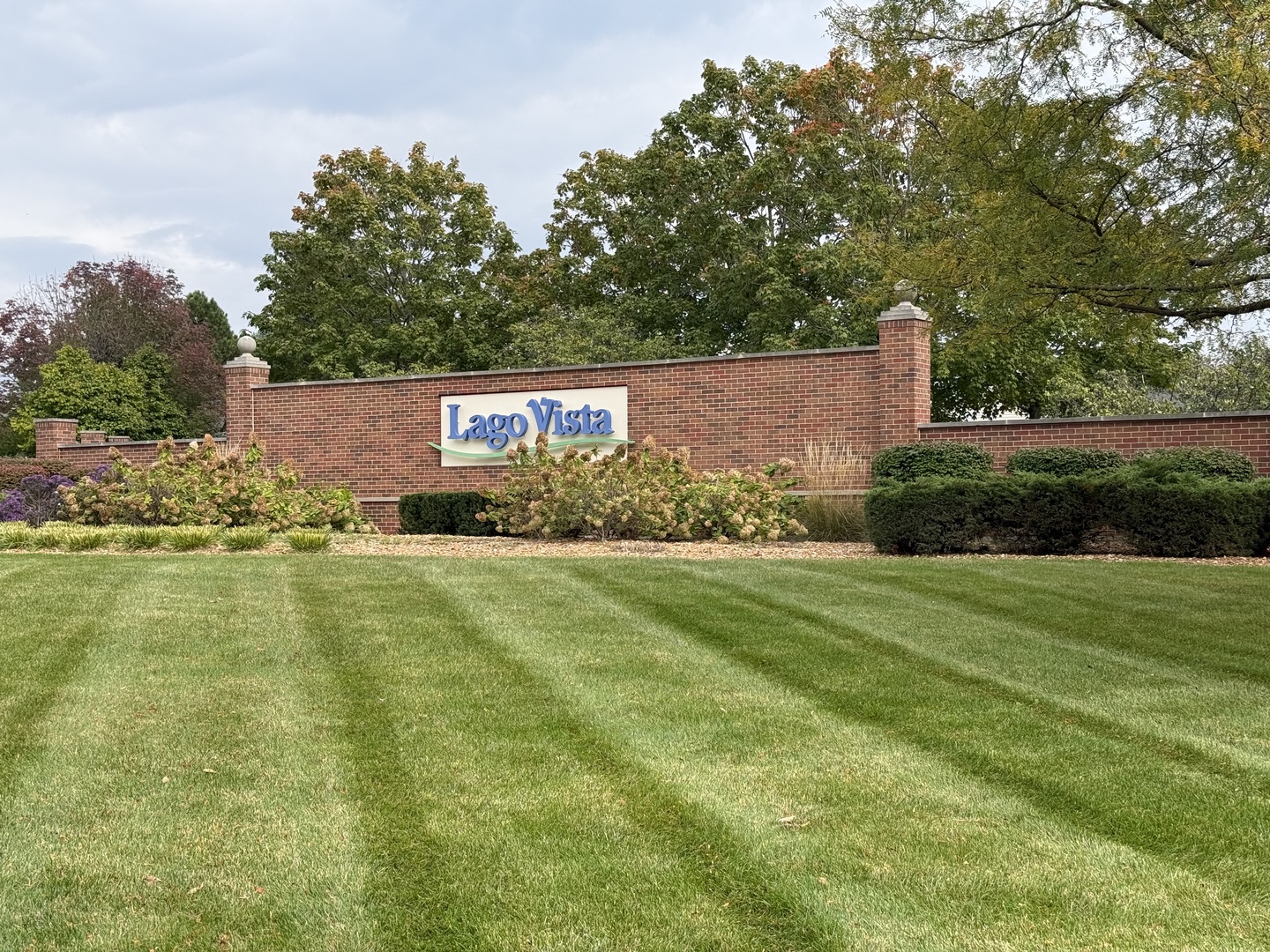 17213 Mendota Drive Lockport IL 60441