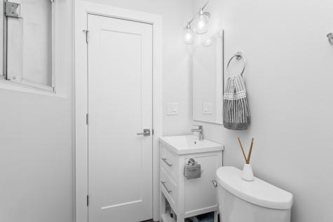 6709 West Forest View Lane Niles IL 60714