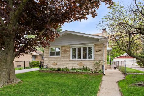 6709 West Forest View Lane Niles IL 60714