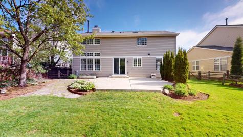 7569 Dada Drive Gurnee IL 60031