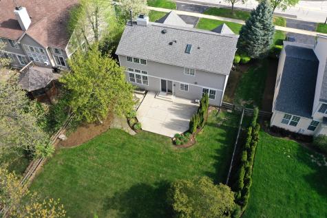 7569 Dada Drive Gurnee IL 60031