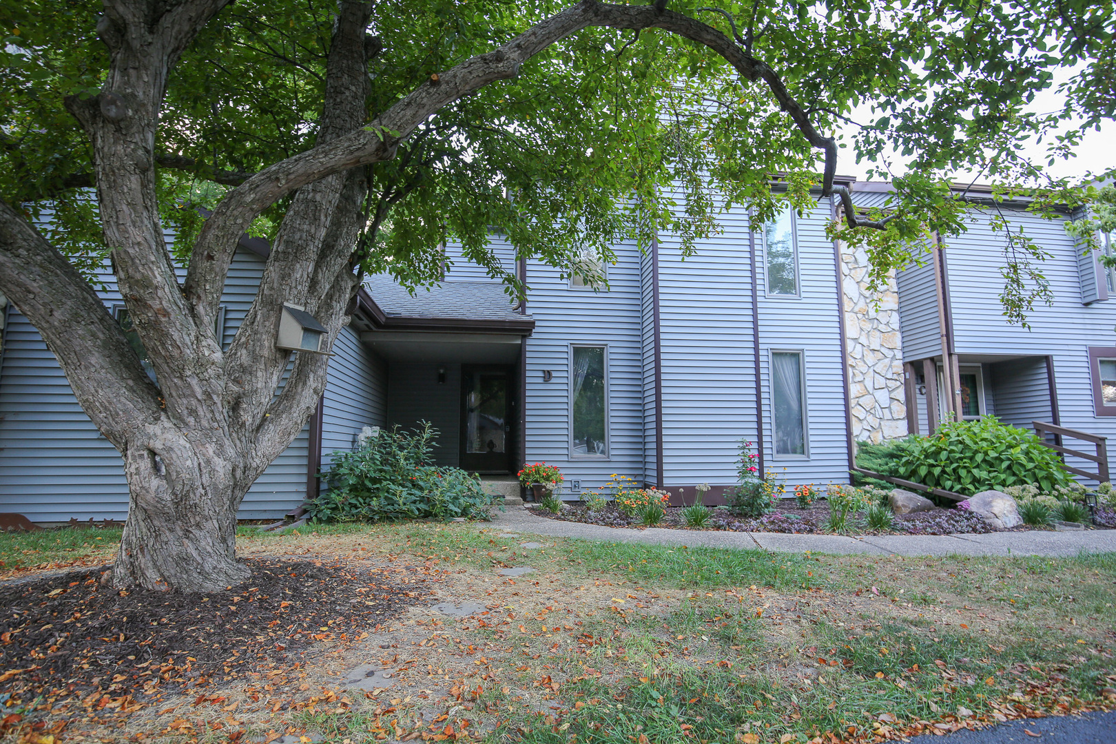 209 Fox Trot Dixon IL 61021