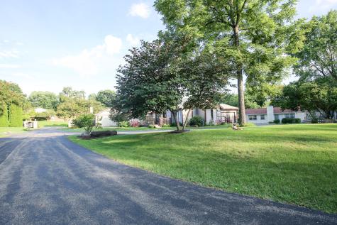 209 Fox Trot Dixon IL 61021