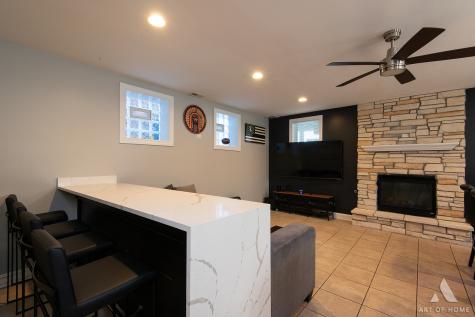 11241 South Central Park Avenue Chicago IL 60655