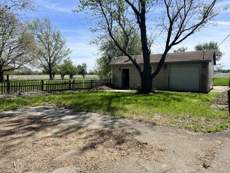 313 Woodworth Drive Tolono IL 61880