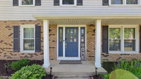88 Devonshire Circle Elgin IL 60123