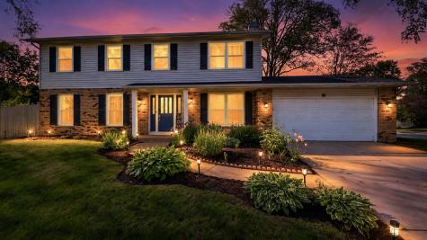 88 Devonshire Circle Elgin IL 60123