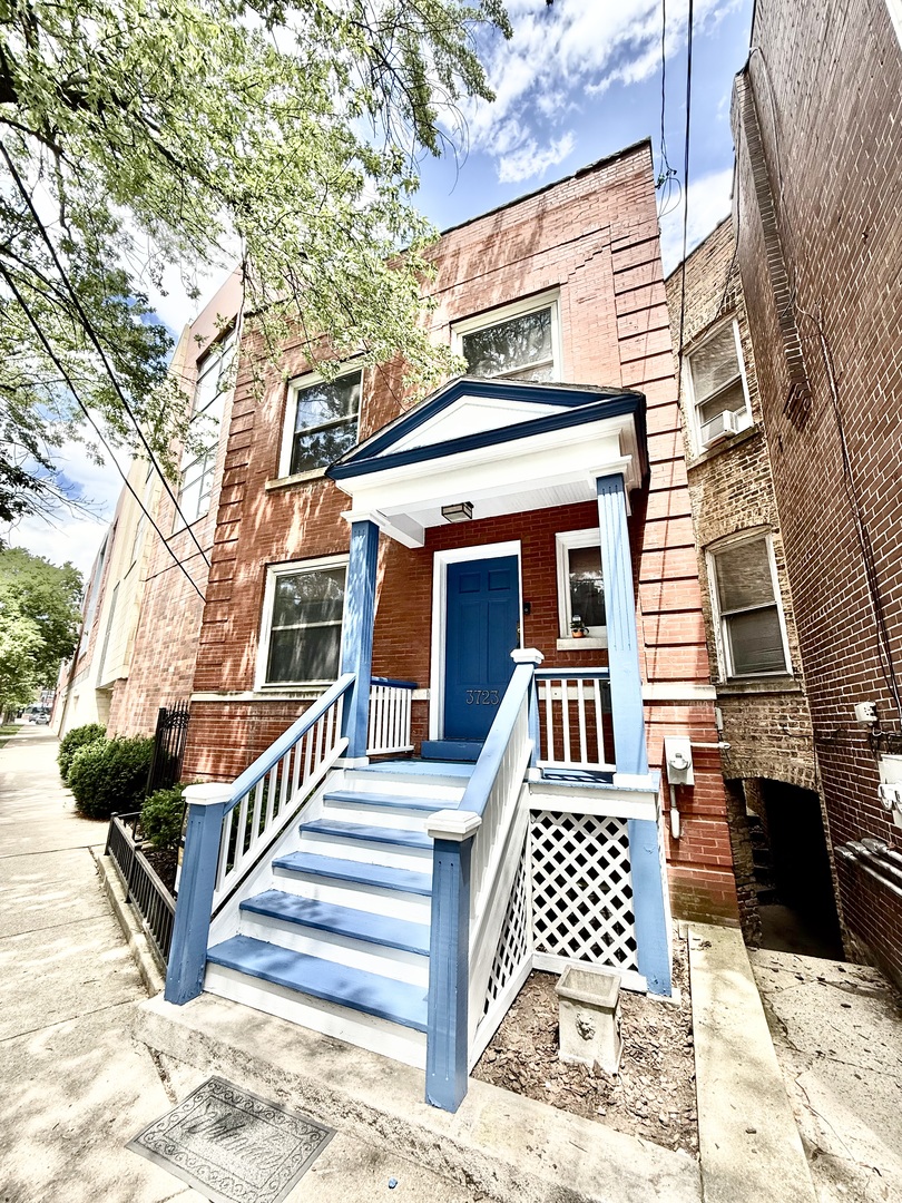3723 North Wolcott Avenue Chicago IL 60613