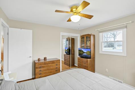 187 Alfred Drive Sycamore IL 60178