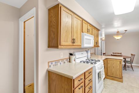 187 Alfred Drive Sycamore IL 60178