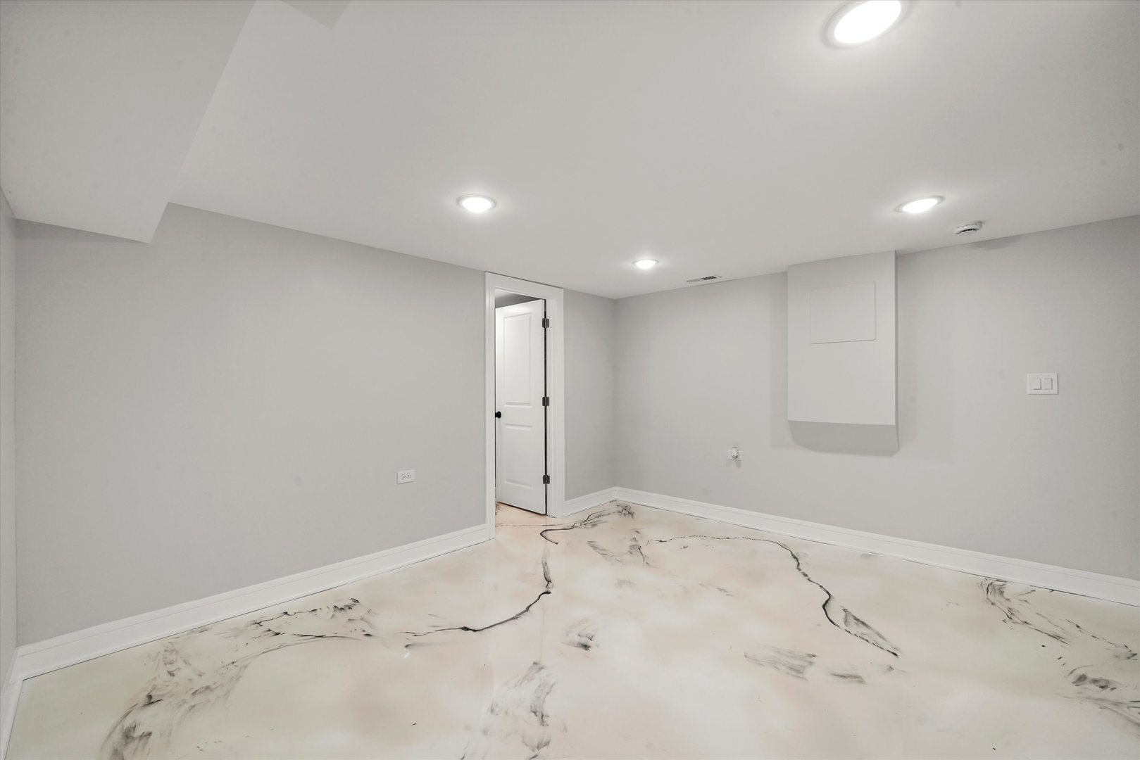 9143 South Wabash Avenue Chicago IL 60619