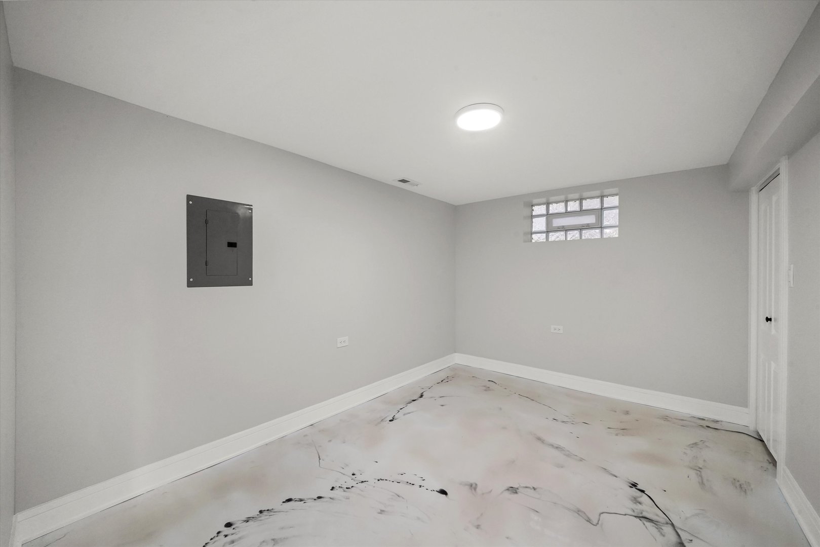 9143 South Wabash Avenue Chicago IL 60619