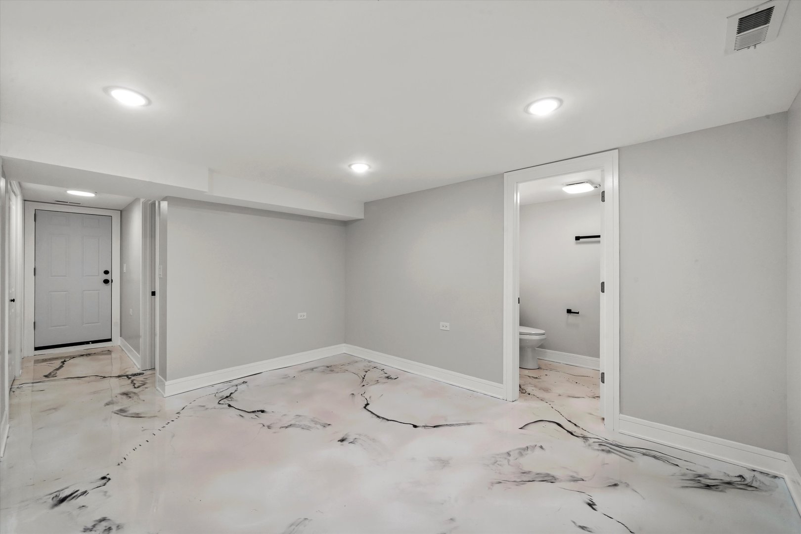 9143 South Wabash Avenue Chicago IL 60619