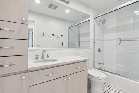 280 Aspen Lane Highland Park IL 60035