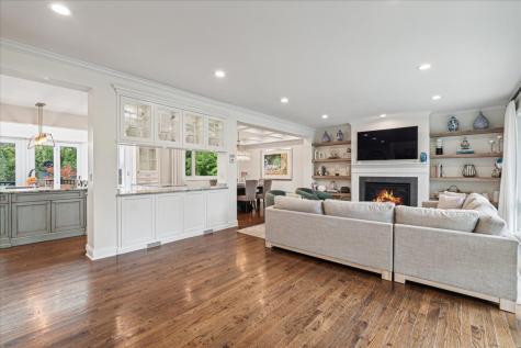 280 Aspen Lane Highland Park IL 60035
