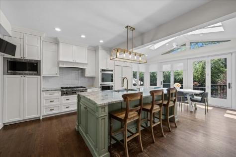 280 Aspen Lane Highland Park IL 60035
