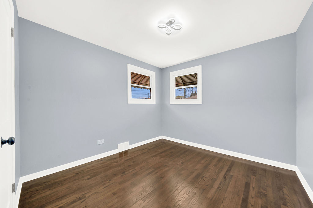 7826 South Christiana Avenue Chicago IL 60652