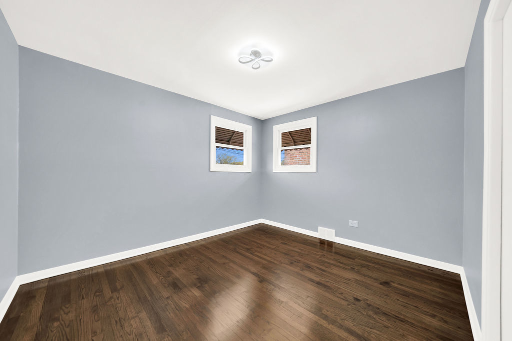 7826 South Christiana Avenue Chicago IL 60652